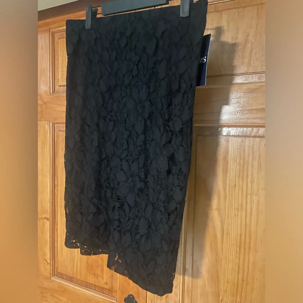 NWT Chaps Classic Black Pencil Midi Skirt, Floral Lace, Lined, size 6 - Picture 1 of 7